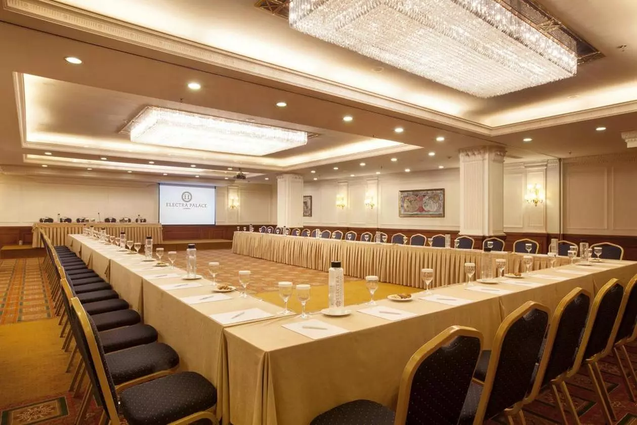 EELCTRAPALACE_SHABAVIZ (4).jpg